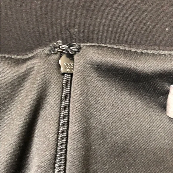 NWT - EVA FRANCO Black Lovey Dress Off the Shoulder Fit & Flare Tulle Size 12 - Picture 6 of 11